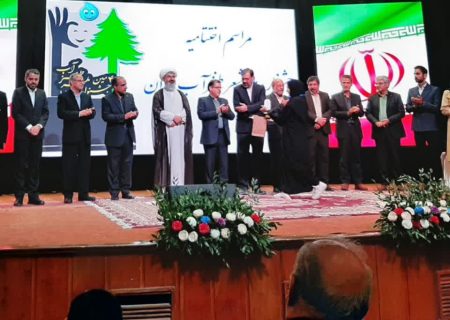 جشنواره ملی شعر “طنز آب” در کاشمر برگزار شد