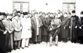 صد و پنجاه سال، چشم‌ انتظار یک‌ کلمه:  «قانون»