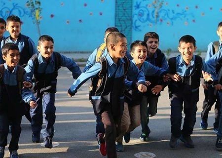 زنگ مدرسه که می‌خورد، زندگی دوباره شروع می‌شود